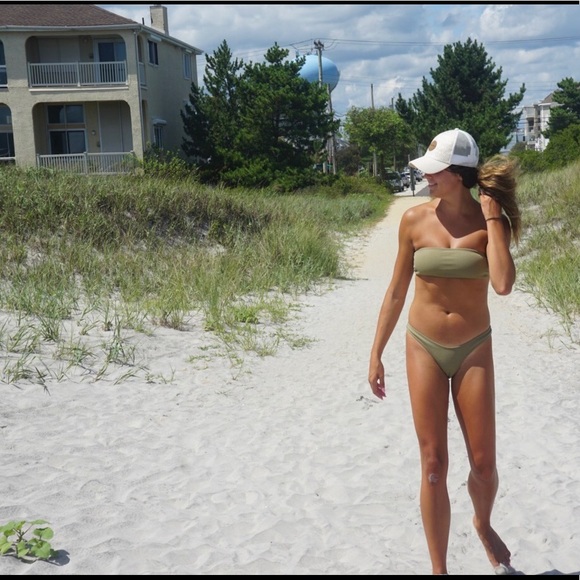 Meet your Posher, Kelly - Picture 3 of 3